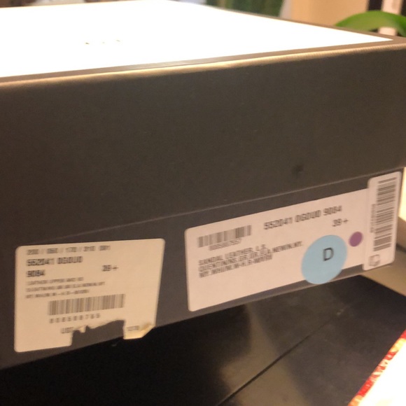 GUCCI Sylvie Bee and Star Heel Pump - Picture 6 of 6